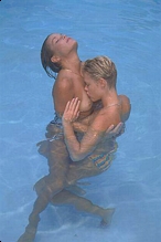 lesbian kissing