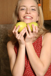 Ashley Lightspeed and a little fruit fun in the kitchen